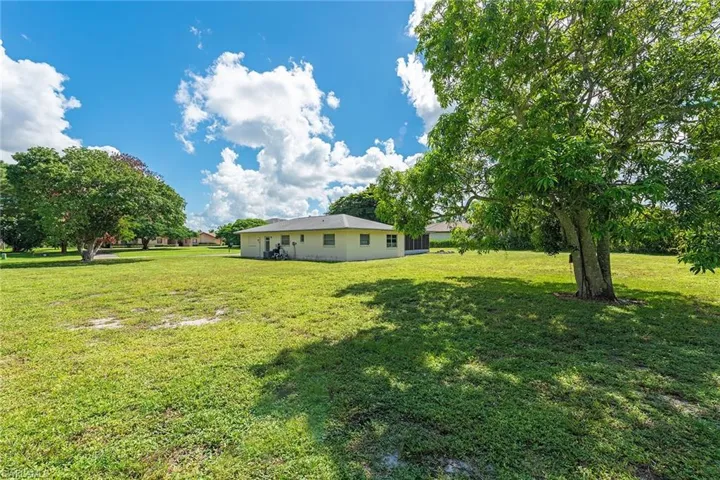 811 Cassena Rd, Naples, Florida 34108