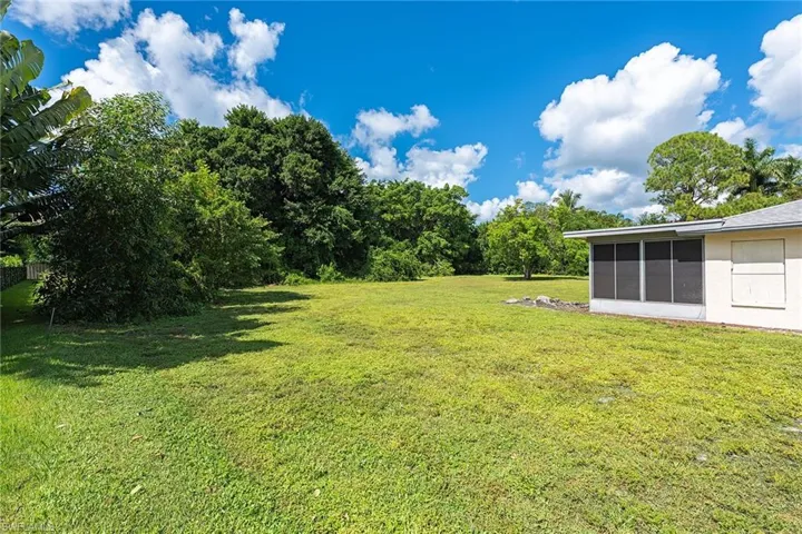 811 Cassena Rd, Naples, Florida 34108