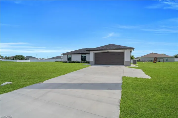 508 Kismet Pkwy W, Cape Coral, Florida 33993