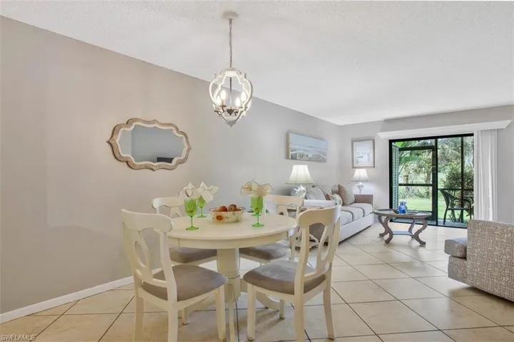 4186 27th CT SW # 102, NAPLES FL 34116