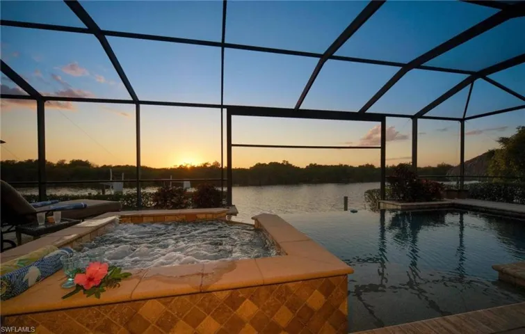 Paradise Can be yours with your private pool and spa