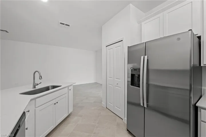 20665  Hazelnut  CT, Lehigh Acres, FL 33936