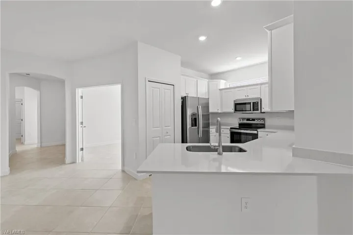 20665  Hazelnut  CT, Lehigh Acres, FL 33936