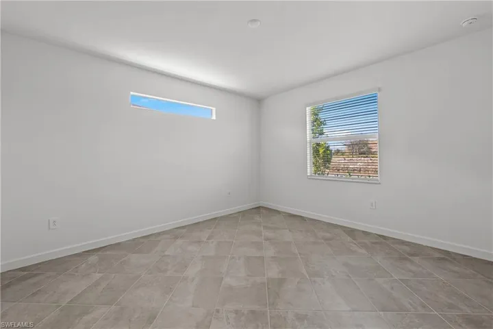 20665  Hazelnut  CT, Lehigh Acres, FL 33936