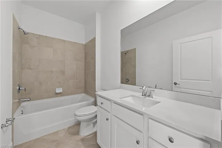 20665  Hazelnut  CT, Lehigh Acres, FL 33936