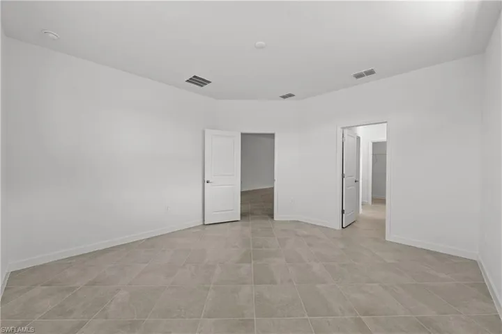 20665  Hazelnut  CT, Lehigh Acres, FL 33936