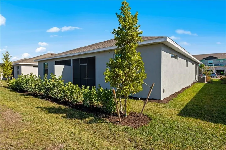 20665  Hazelnut  CT, Lehigh Acres, FL 33936
