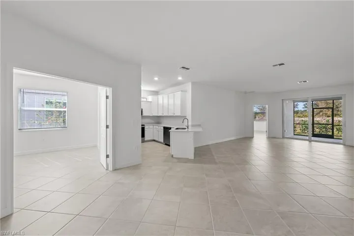 20665  Hazelnut  CT, Lehigh Acres, FL 33936