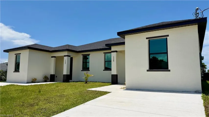 1120/1122 Homer Ave S, Lehigh Acres, Florida 33973