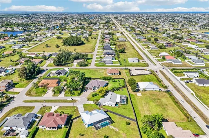 11 Sw 18th Pl, Cape Coral, Florida 33991