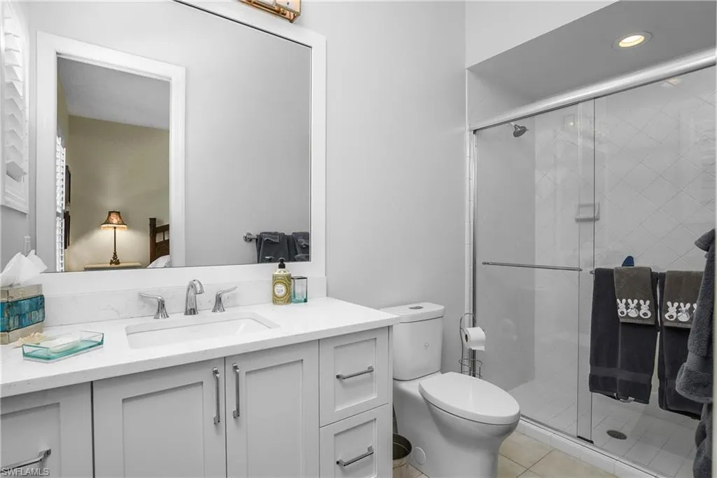 3370 Oaklake CT, Bonita Springs, FL 34134,225034685