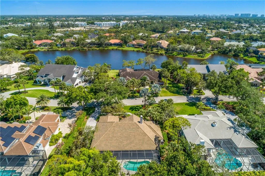 3370 Oaklake CT, Bonita Springs, FL 34134,225034685