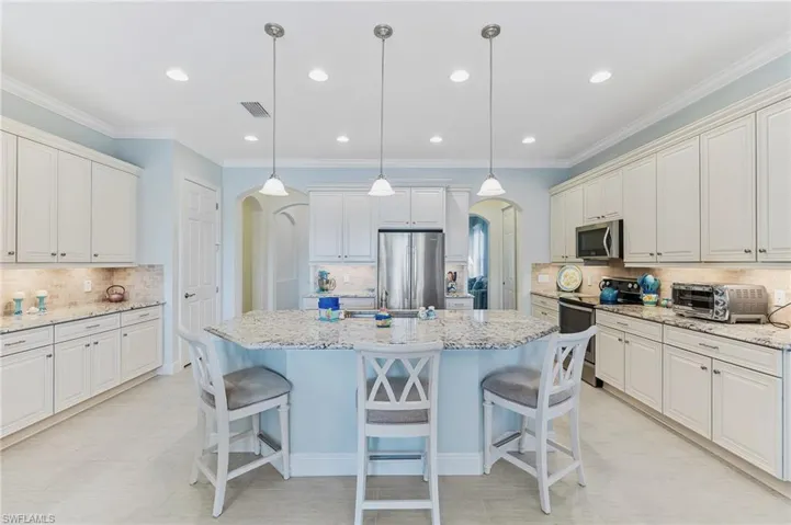 12459 Kentwood Ave, Fort Myers, Florida 33913