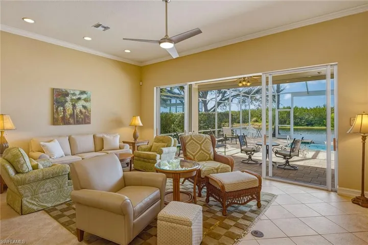 8476 Mallards Pt, Naples, Florida 34114