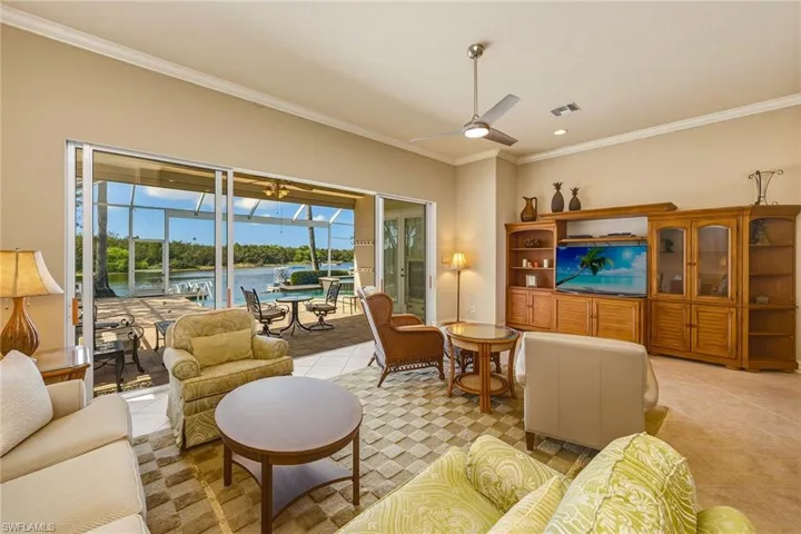 8476 Mallards Pt, Naples, Florida 34114