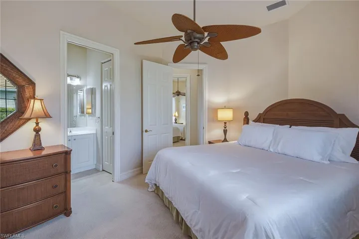 8476 Mallards Pt, Naples, Florida 34114