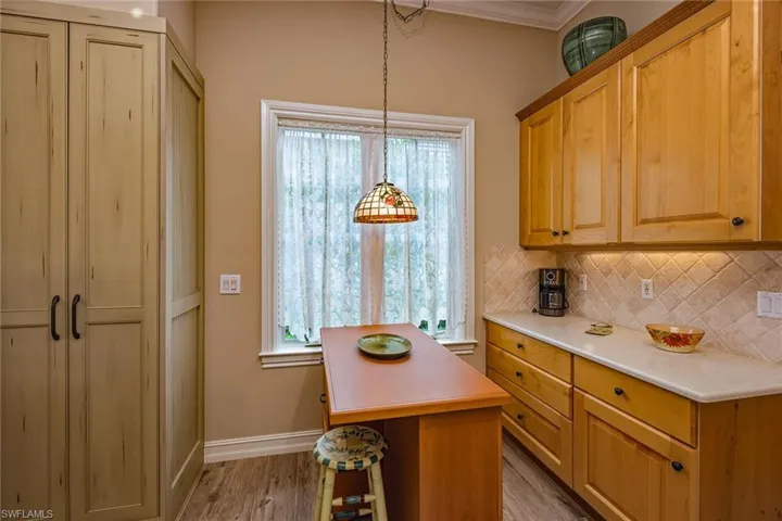 8476 Mallards Pt, Naples, Florida 34114