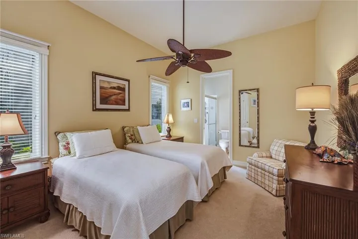 8476 Mallards Pt, Naples, Florida 34114