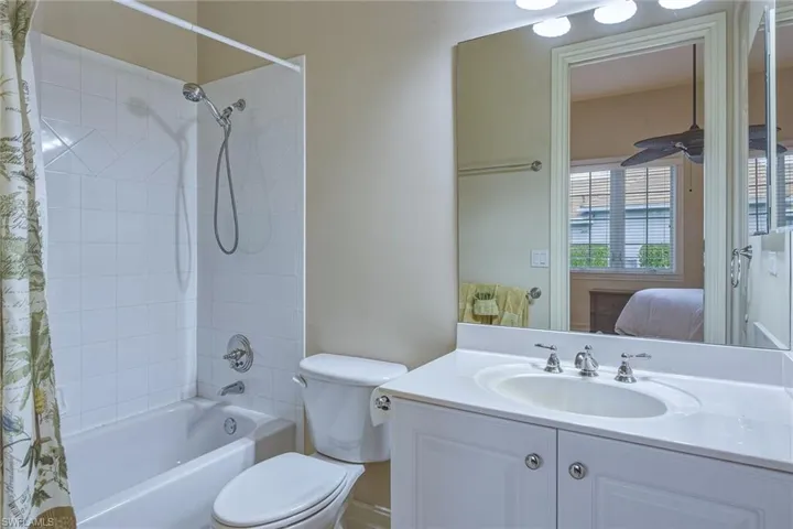 8476 Mallards Pt, Naples, Florida 34114