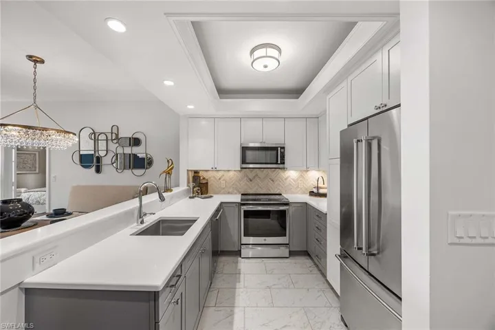 365 5th Ave S 305, Naples, Florida 34102