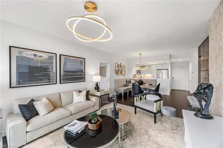 365 5th Ave S 305, Naples, Florida 34102