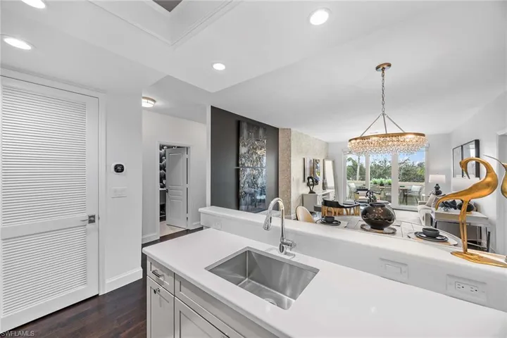 365 5th Ave S 305, Naples, Florida 34102