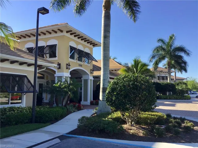 11810 Darcy Pl, Fort Myers, Florida 33913