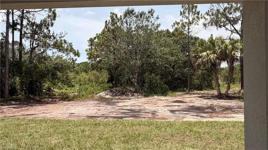 5233 44 St, Naples, Florida 34120