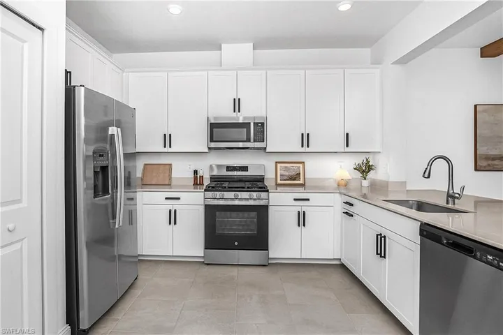 19536 Hinkley Dr, Estero, Florida 33928