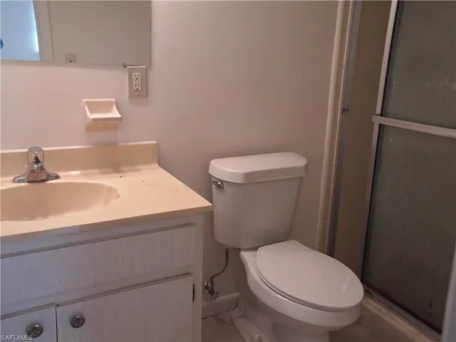 242 S Lake Dr, Lehigh Acres, Florida 33936