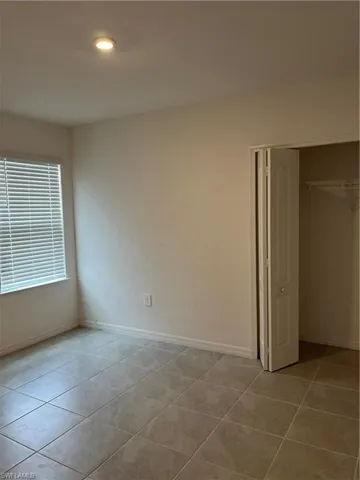 8809  Cascade Price  CIR, North Fort Myers, FL 33917