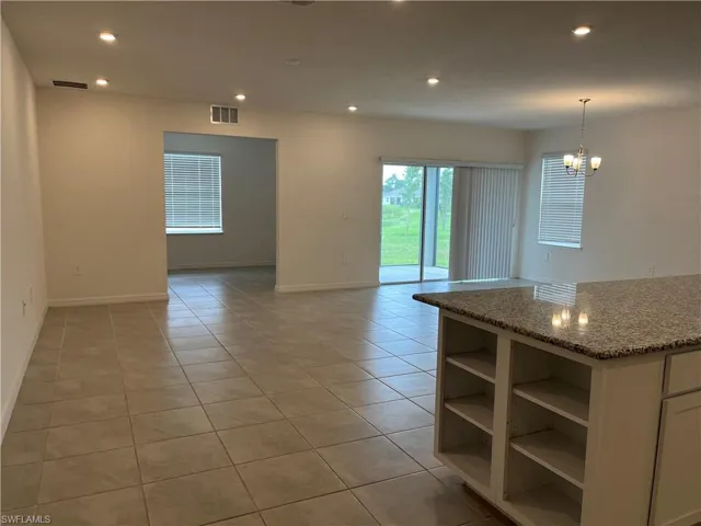 8809  Cascade Price  CIR, North Fort Myers, FL 33917