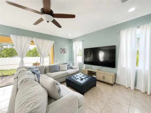 3764 Tilbor Cir, Fort Myers, Florida 33916