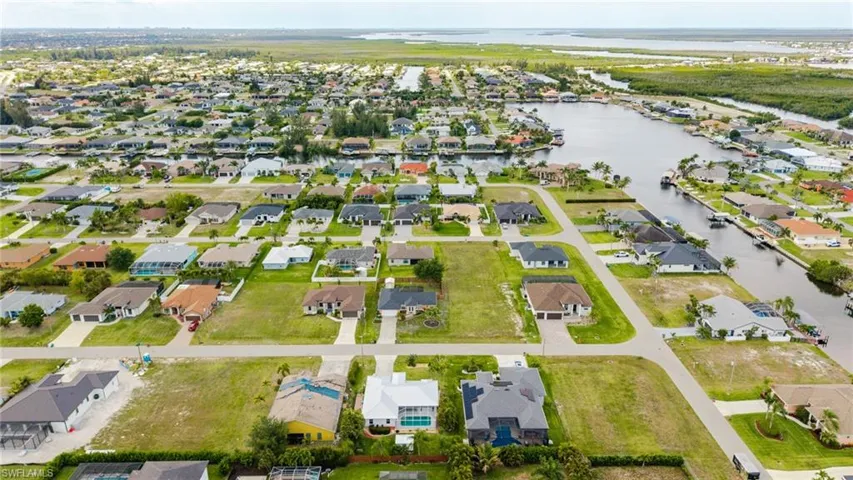 3805 1st Ter, Cape Coral, Florida 33991