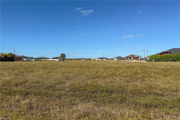 3905 Caloosa Pkwy N, Cape Coral, Florida 33993