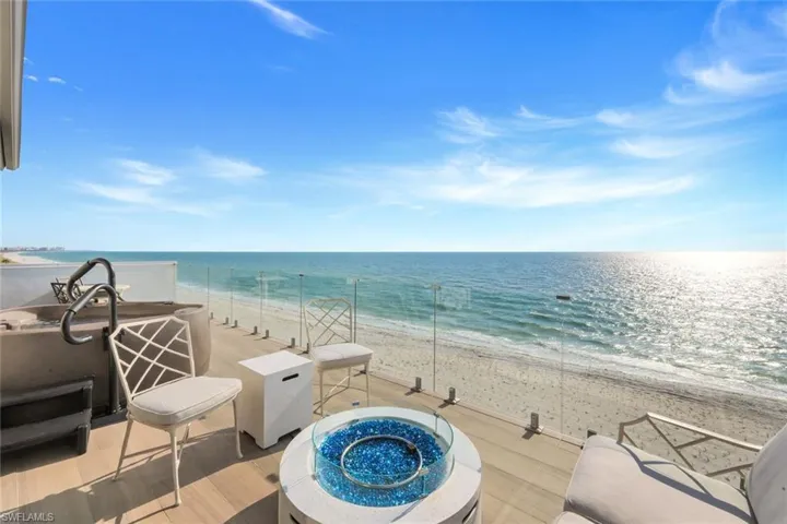 103  Saint Lucia  LN, Bonita Springs, FL 34134