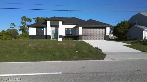 1413 N Gator Cir, Cape Coral Fl 33909