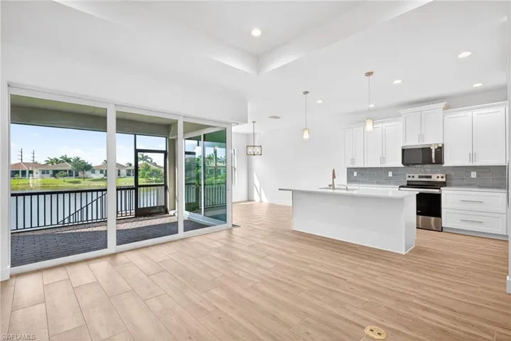 8613 Banyan Bay Blvd, Fort Myers, Florida 33908