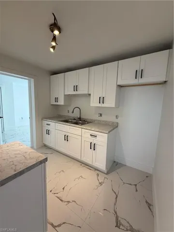 2809 Thomas St, Fort Myers Fl 33916