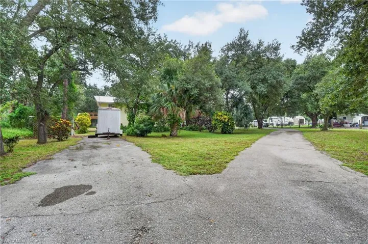 3889 Double J Acres Rd, Labelle, Florida 33935
