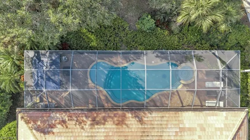 Completely private pool, spa and deck