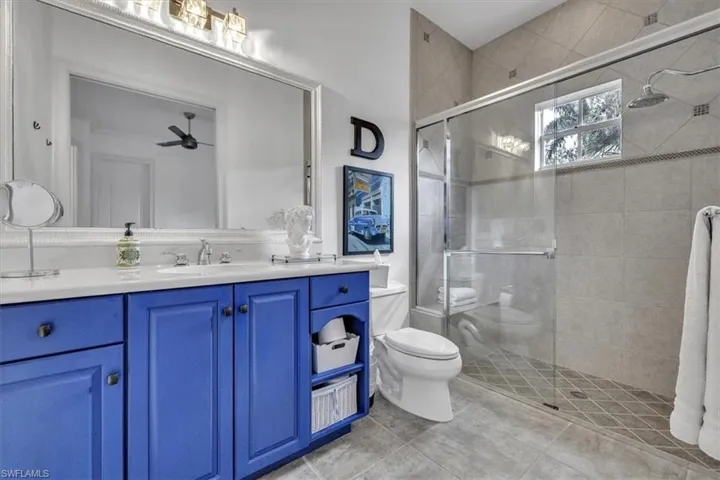 Guest suite 2 full bath