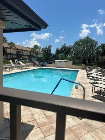 Greenbriar Pool