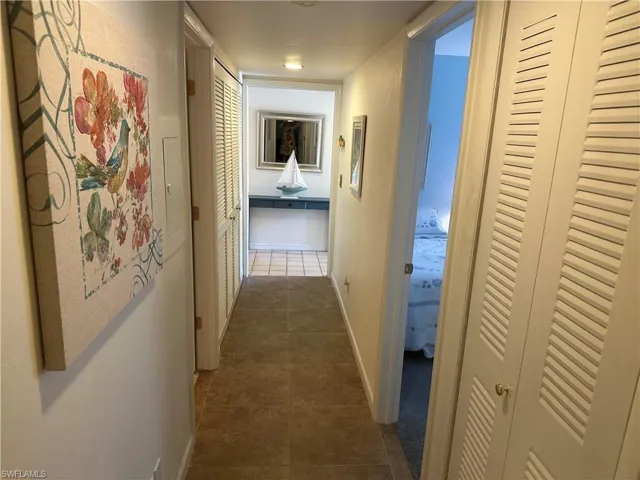 Hall with washer & dryer