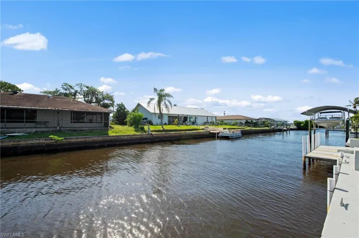 7195 Reymoor Dr, North Fort Myers, Florida 33917