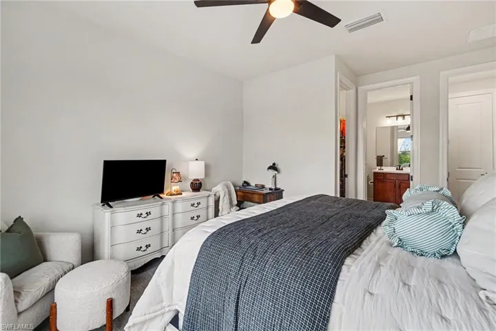 19575 The Place Blvd, Estero, Florida 33928