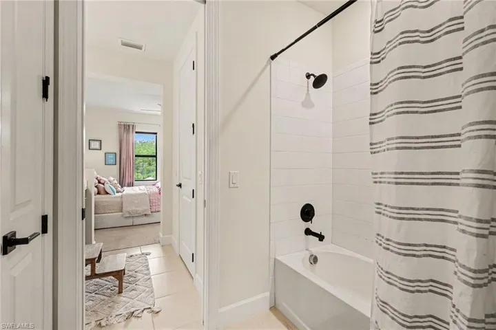 19575 The Place Blvd, Estero, Florida 33928