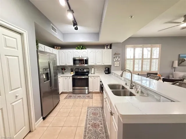 10520  Amiata  WAY, Fort Myers, FL 33913