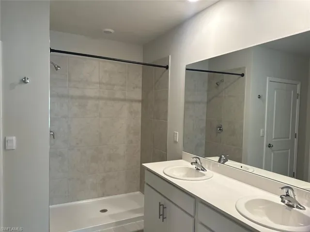 522 Nw 7th St, Cape Coral, Florida 33993