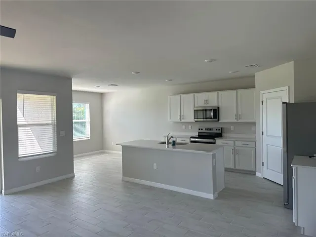 522 Nw 7th St, Cape Coral, Florida 33993